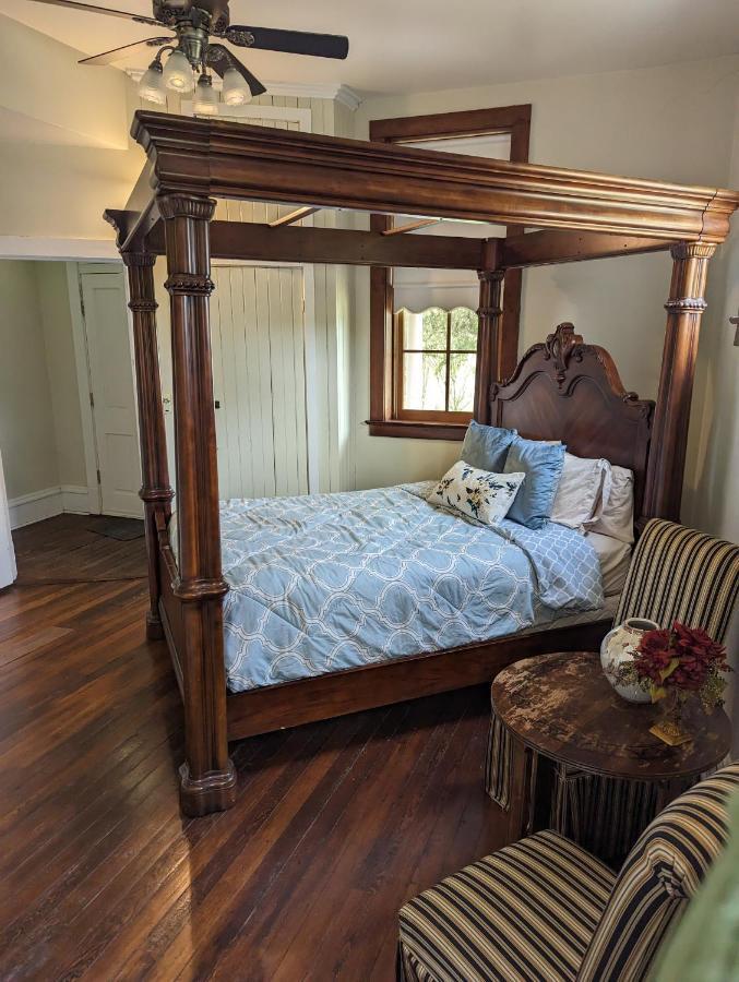 Arcadia Academy Bed & Breakfast Екстериор снимка